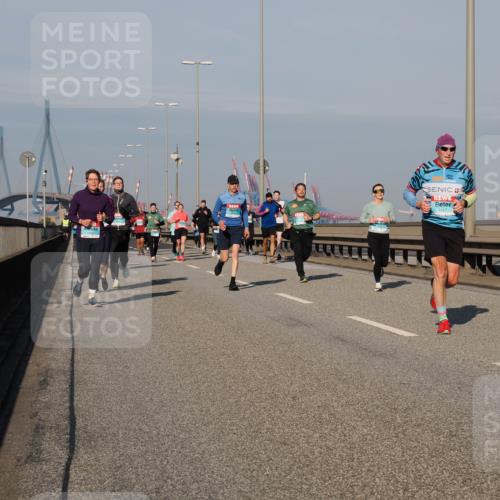 03.10.2025 - Köhlbrandbrückenlauf Fabian Wolf http://msf.ph/oto/9041616 03.10.2025 09:55:23 Position 3 3457 meine-sportfotos.de