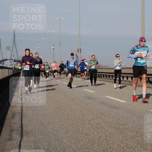 03.10.2025 - Köhlbrandbrückenlauf Fabian Wolf http://msf.ph/oto/9041627 03.10.2025 09:55:24 Position 3 3457 meine-sportfotos.de