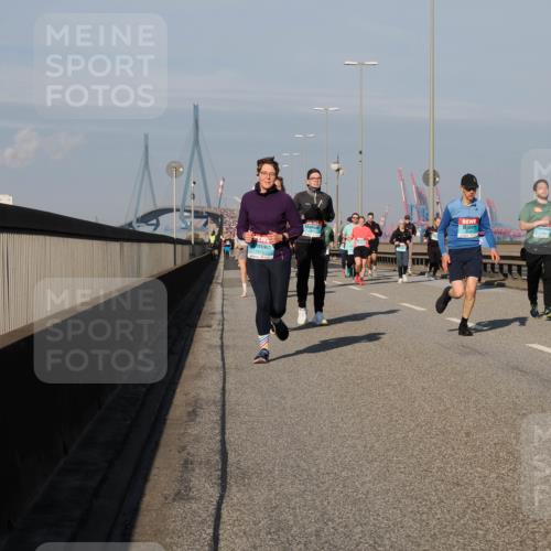 03.10.2025 - Köhlbrandbrückenlauf Fabian Wolf http://msf.ph/oto/9041657 03.10.2025 09:55:25 Position 3 1470, 3124 meine-sportfotos.de