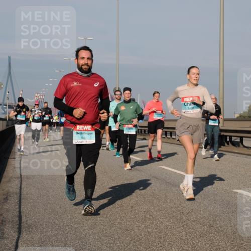 03.10.2025 - Köhlbrandbrückenlauf Fabian Wolf http://msf.ph/oto/9041849 03.10.2025 09:55:33 Position 3 1465, 1458 meine-sportfotos.de