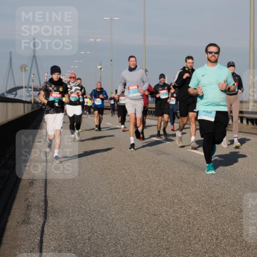 03.10.2025 - Köhlbrandbrückenlauf Fabian Wolf http://msf.ph/oto/9041923 03.10.2025 09:55:36 Position 3 2077 meine-sportfotos.de