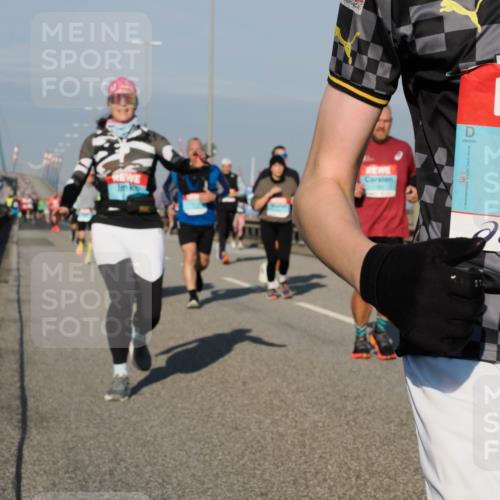 03.10.2025 - Köhlbrandbrückenlauf Fabian Wolf http://msf.ph/oto/9042058 03.10.2025 09:55:40 Position 3 3643 meine-sportfotos.de