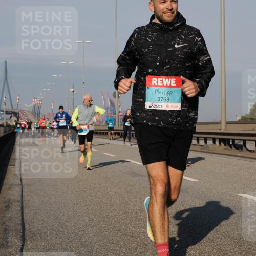03.10.2025 - Köhlbrandbrückenlauf Fabian Wolf http://msf.ph/oto/9042134 03.10.2025 09:55:43 Position 3 3768 meine-sportfotos.de