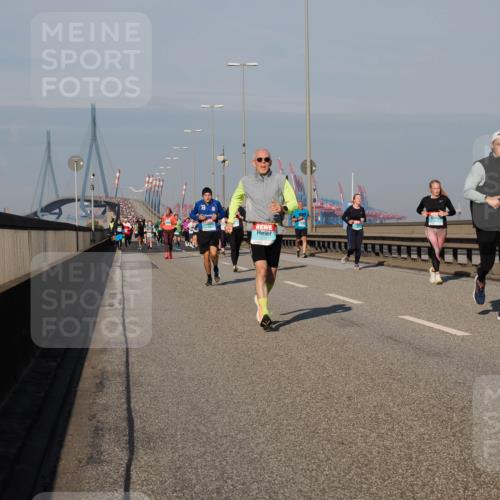 03.10.2025 - Köhlbrandbrückenlauf Fabian Wolf http://msf.ph/oto/9042154 03.10.2025 09:55:44 Position 3  meine-sportfotos.de