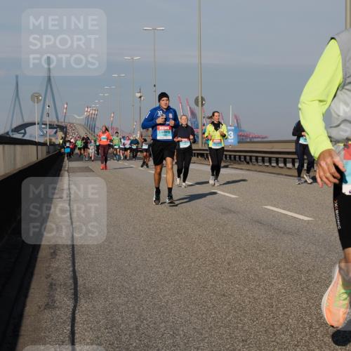 03.10.2025 - Köhlbrandbrückenlauf Fabian Wolf http://msf.ph/oto/9042252 03.10.2025 09:55:48 Position 3 3528 meine-sportfotos.de
