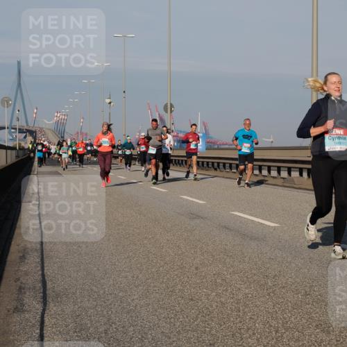 03.10.2025 - Köhlbrandbrückenlauf Fabian Wolf http://msf.ph/oto/9042306 03.10.2025 09:55:52 Position 3 1417, 197 meine-sportfotos.de