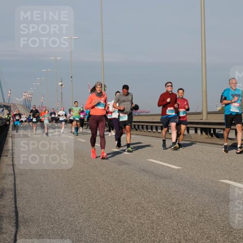 03.10.2025 - Köhlbrandbrückenlauf Fabian Wolf http://msf.ph/oto/9042407 03.10.2025 09:55:56 Position 3 2150 meine-sportfotos.de