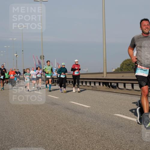 03.10.2025 - Köhlbrandbrückenlauf Fabian Wolf http://msf.ph/oto/9042567 03.10.2025 09:56:00 Position 3 1015 meine-sportfotos.de