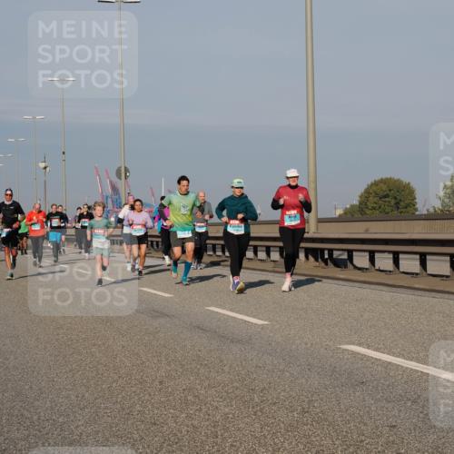 03.10.2025 - Köhlbrandbrückenlauf Fabian Wolf http://msf.ph/oto/9042619 03.10.2025 09:56:02 Position 3  meine-sportfotos.de
