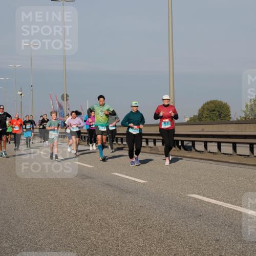 03.10.2025 - Köhlbrandbrückenlauf Fabian Wolf http://msf.ph/oto/9042623 03.10.2025 09:56:02 Position 3  meine-sportfotos.de