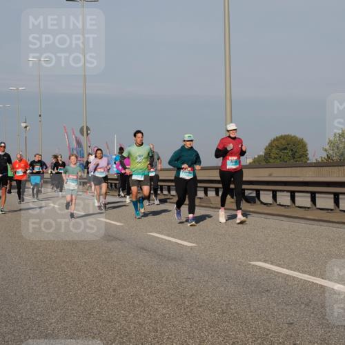 03.10.2025 - Köhlbrandbrückenlauf Fabian Wolf http://msf.ph/oto/9042630 03.10.2025 09:56:02 Position 3  meine-sportfotos.de