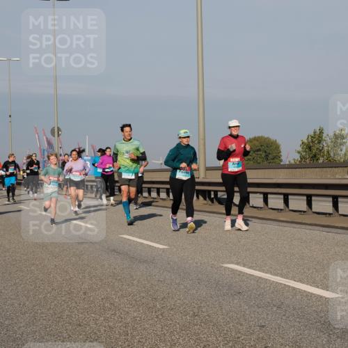 03.10.2025 - Köhlbrandbrückenlauf Fabian Wolf http://msf.ph/oto/9042653 03.10.2025 09:56:03 Position 3  meine-sportfotos.de