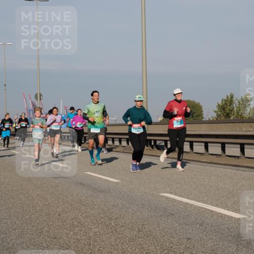 03.10.2025 - Köhlbrandbrückenlauf Fabian Wolf http://msf.ph/oto/9042660 03.10.2025 09:56:03 Position 3 1418 meine-sportfotos.de