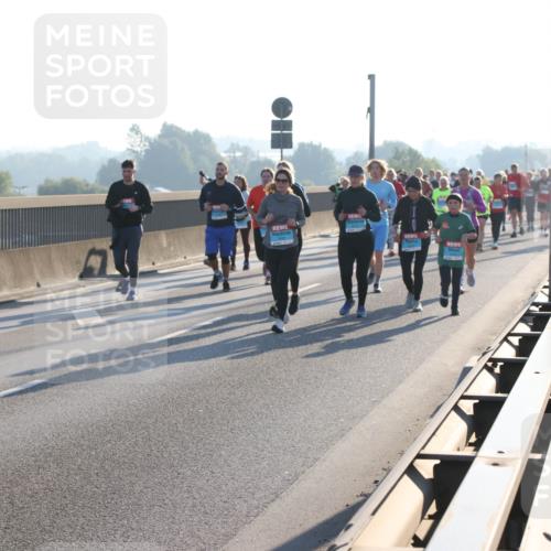 03.10.2025 - Köhlbrandbrückenlauf Lena Gebhardt http://msf.ph/oto/9043534 03.10.2025 09:26:41 Position 1 3019 meine-sportfotos.de