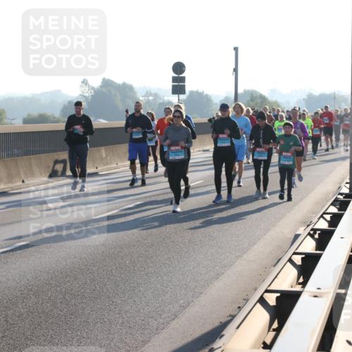 03.10.2025 - Köhlbrandbrückenlauf Lena Gebhardt http://msf.ph/oto/9043538 03.10.2025 09:26:41 Position 1 3019 meine-sportfotos.de