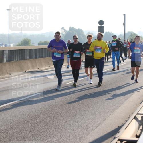 03.10.2025 - Köhlbrandbrückenlauf Lena Gebhardt http://msf.ph/oto/9044185 03.10.2025 09:27:07 Position 1  meine-sportfotos.de