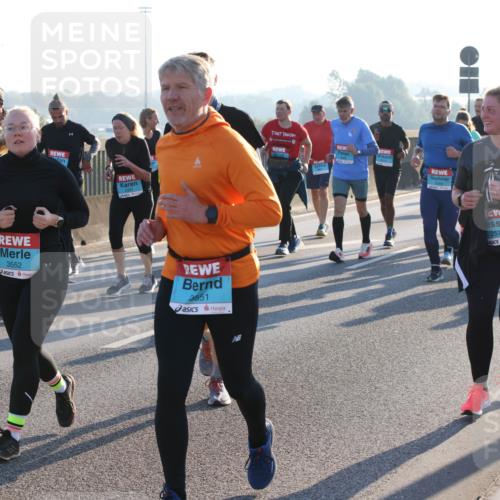03.10.2025 - Köhlbrandbrückenlauf Lena Gebhardt http://msf.ph/oto/9045267 03.10.2025 09:27:38 Position 1 3552, 3551, 611119, 2572 meine-sportfotos.de
