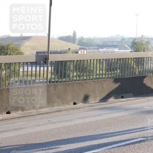 03.10.2025 - Köhlbrandbrückenlauf Lena Gebhardt http://msf.ph/oto/9045938 03.10.2025 09:27:58 Position 1  meine-sportfotos.de