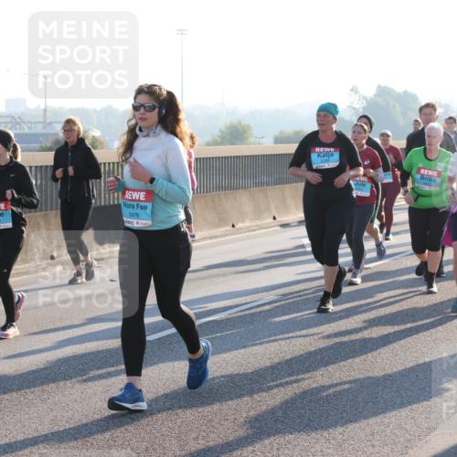 03.10.2025 - Köhlbrandbrückenlauf Lena Gebhardt http://msf.ph/oto/9046230 03.10.2025 09:28:08 Position 1 3476, 2662 meine-sportfotos.de
