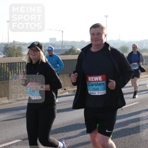 03.10.2025 - Köhlbrandbrückenlauf Lena Gebhardt http://msf.ph/oto/9046462 03.10.2025 09:28:18 Position 1 2378, 2348, 2 meine-sportfotos.de