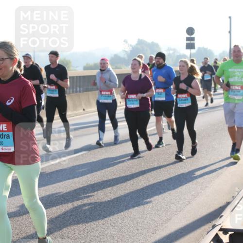 03.10.2025 - Köhlbrandbrückenlauf Lena Gebhardt http://msf.ph/oto/9046532 03.10.2025 09:28:21 Position 1 2086 meine-sportfotos.de