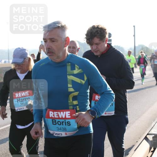 03.10.2025 - Köhlbrandbrückenlauf Lena Gebhardt http://msf.ph/oto/9046813 03.10.2025 09:28:37 Position 1 2527, 3438 meine-sportfotos.de