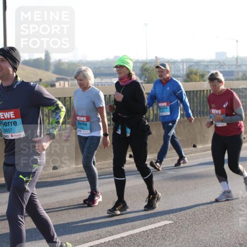 03.10.2025 - Köhlbrandbrückenlauf Lena Gebhardt http://msf.ph/oto/9047039 03.10.2025 09:28:50 Position 1 3657, 298 meine-sportfotos.de