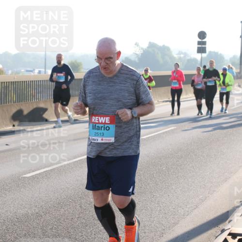 03.10.2025 - Köhlbrandbrückenlauf Lena Gebhardt http://msf.ph/oto/9047083 03.10.2025 09:28:53 Position 1 2513 meine-sportfotos.de