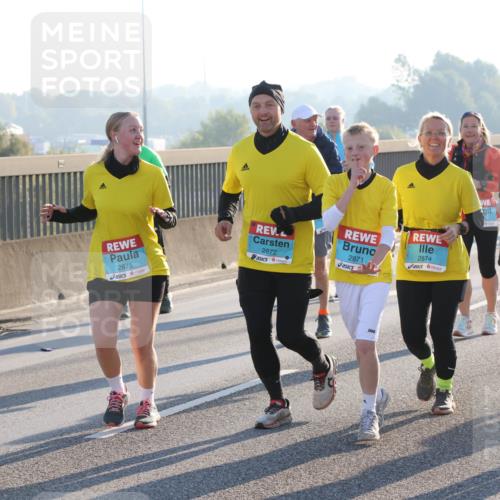 03.10.2025 - Köhlbrandbrückenlauf Lena Gebhardt http://msf.ph/oto/9047162 03.10.2025 09:29:02 Position 1 2875, 2872, 2871, 2874, 2297, 229 meine-sportfotos.de