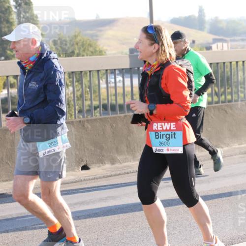 03.10.2025 - Köhlbrandbrückenlauf Lena Gebhardt http://msf.ph/oto/9047262 03.10.2025 09:29:06 Position 1 2652, 2600 meine-sportfotos.de