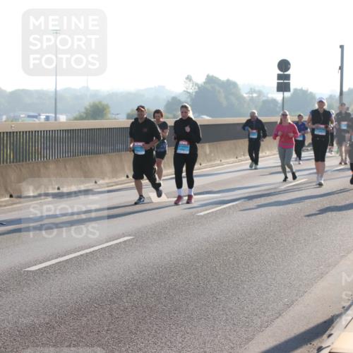 03.10.2025 - Köhlbrandbrückenlauf Lena Gebhardt http://msf.ph/oto/9047293 03.10.2025 09:29:09 Position 1  meine-sportfotos.de