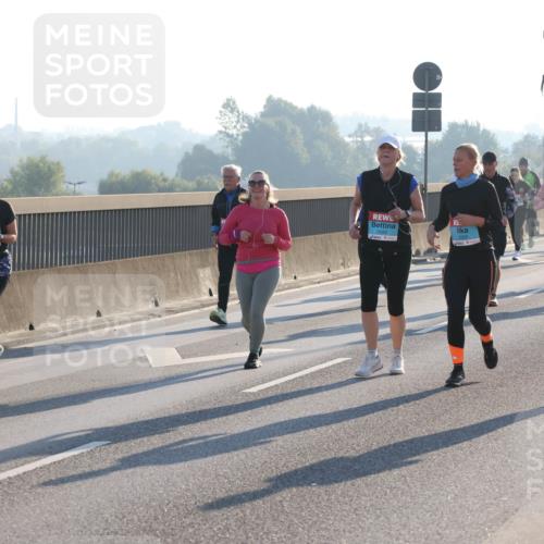 03.10.2025 - Köhlbrandbrückenlauf Lena Gebhardt http://msf.ph/oto/9047319 03.10.2025 09:29:11 Position 1 2606 meine-sportfotos.de
