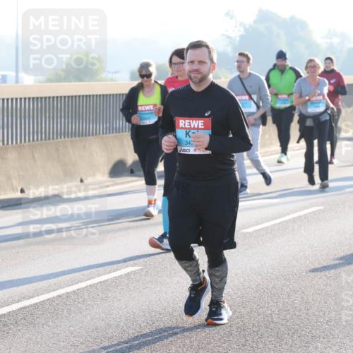 03.10.2025 - Köhlbrandbrückenlauf Lena Gebhardt http://msf.ph/oto/9047397 03.10.2025 09:29:20 Position 1 347 meine-sportfotos.de
