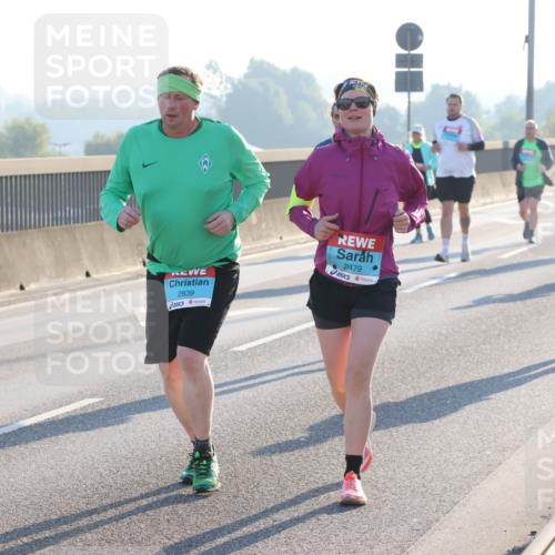 03.10.2025 - Köhlbrandbrückenlauf Lena Gebhardt http://msf.ph/oto/9047559 03.10.2025 09:29:33 Position 1 2839, 2479 meine-sportfotos.de
