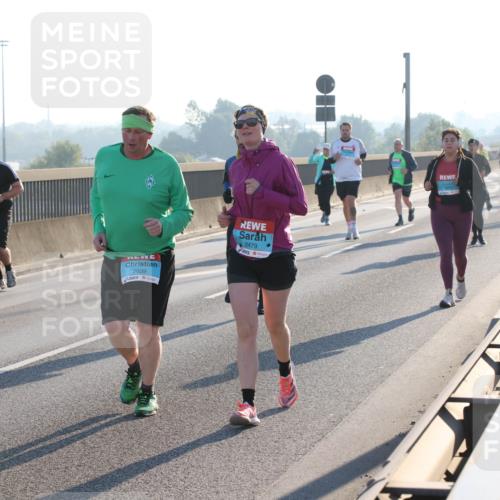 03.10.2025 - Köhlbrandbrückenlauf Lena Gebhardt http://msf.ph/oto/9047566 03.10.2025 09:29:33 Position 1 2839, 2479 meine-sportfotos.de