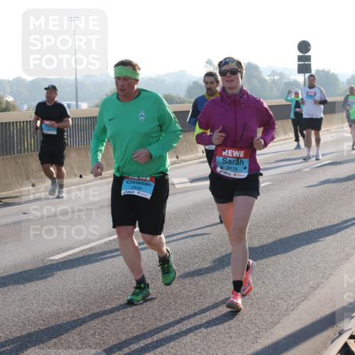 03.10.2025 - Köhlbrandbrückenlauf Lena Gebhardt http://msf.ph/oto/9047569 03.10.2025 09:29:34 Position 1 2839, 2479 meine-sportfotos.de