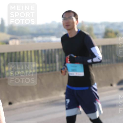 03.10.2025 - Köhlbrandbrückenlauf Lena Gebhardt http://msf.ph/oto/9048012 03.10.2025 09:30:10 Position 1  meine-sportfotos.de