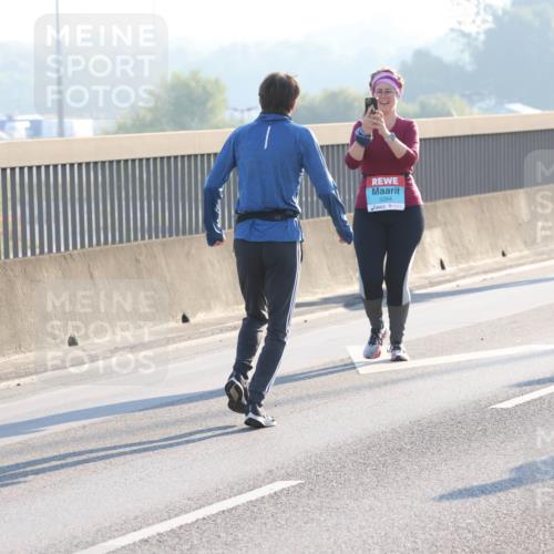 03.10.2025 - Köhlbrandbrückenlauf Lena Gebhardt http://msf.ph/oto/9048252 03.10.2025 09:30:24 Position 1 3284 meine-sportfotos.de