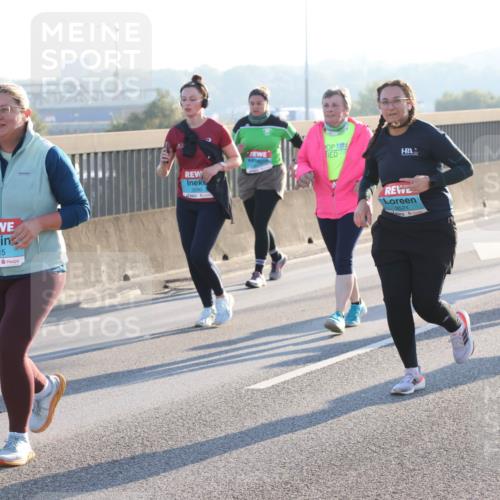 03.10.2025 - Köhlbrandbrückenlauf Lena Gebhardt http://msf.ph/oto/9048449 03.10.2025 09:30:39 Position 1 2515, 3290, 3571 meine-sportfotos.de