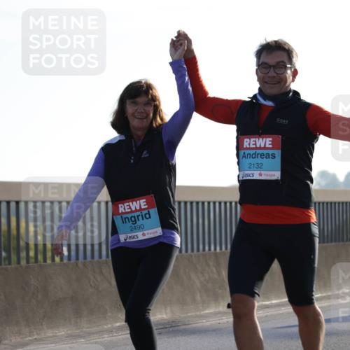 03.10.2025 - Köhlbrandbrückenlauf Jannik Wohlers http://msf.ph/oto/9048717 03.10.2025 09:30:29 Position 3 2490, 2132 meine-sportfotos.de
