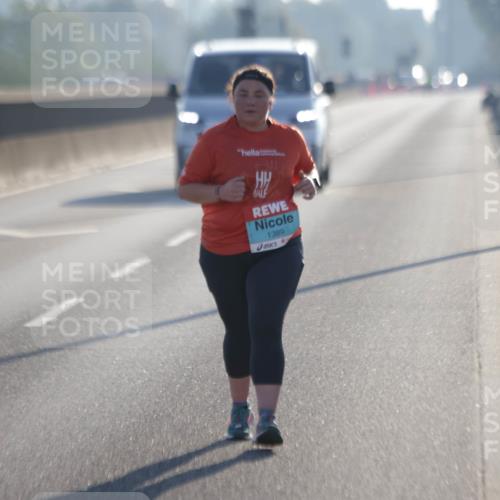 03.10.2025 - Köhlbrandbrückenlauf Jannik Wohlers http://msf.ph/oto/9048892 03.10.2025 09:30:52 Position 3 1389 meine-sportfotos.de