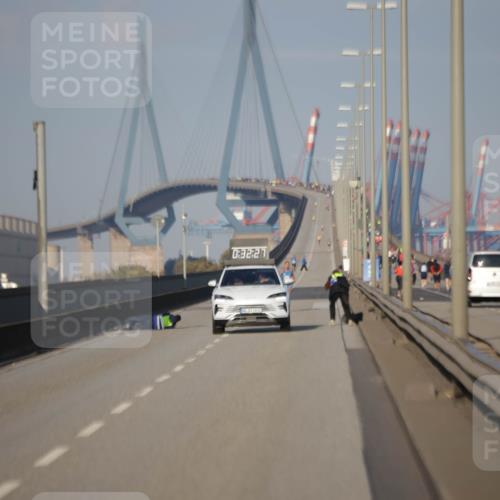 03.10.2025 - Köhlbrandbrückenlauf Jannik Wohlers http://msf.ph/oto/9048922 03.10.2025 09:32:27 Position 3 0, 32, 27 meine-sportfotos.de