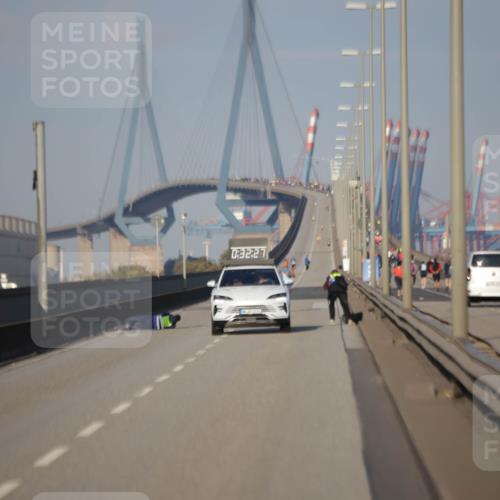 03.10.2025 - Köhlbrandbrückenlauf Jannik Wohlers http://msf.ph/oto/9048944 03.10.2025 09:32:27 Position 3 12, 26, 0 meine-sportfotos.de