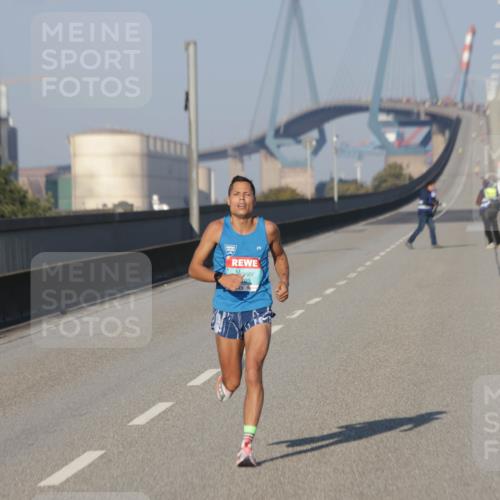 03.10.2025 - Köhlbrandbrückenlauf Jannik Wohlers http://msf.ph/oto/9049014 03.10.2025 09:32:51 Position 3 69 meine-sportfotos.de