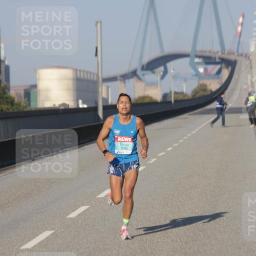 03.10.2025 - Köhlbrandbrückenlauf Jannik Wohlers http://msf.ph/oto/9049021 03.10.2025 09:32:51 Position 3 3769 meine-sportfotos.de
