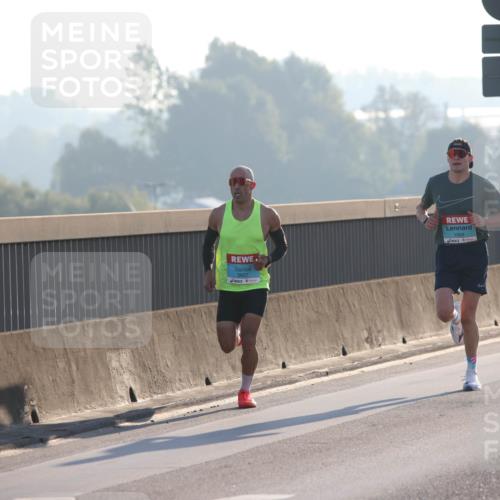 03.10.2025 - Köhlbrandbrückenlauf Lena Gebhardt http://msf.ph/oto/9049072 03.10.2025 09:12:02 Position 1 3807, 1008 meine-sportfotos.de