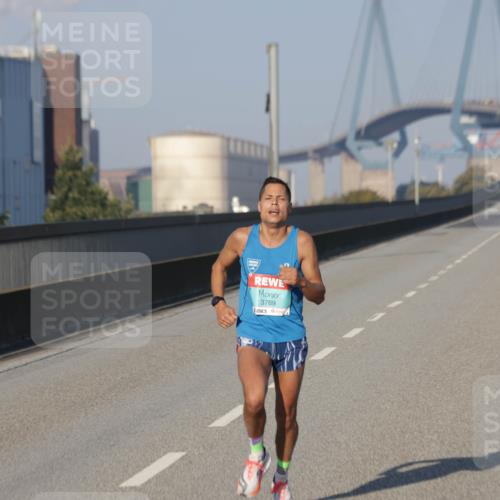 03.10.2025 - Köhlbrandbrückenlauf Jannik Wohlers http://msf.ph/oto/9049078 03.10.2025 09:32:52 Position 3 3769 meine-sportfotos.de