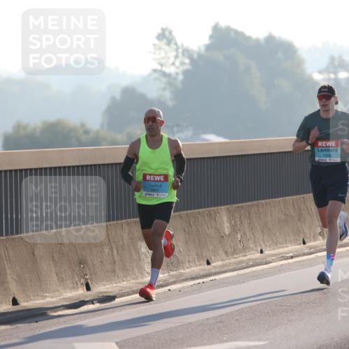 03.10.2025 - Köhlbrandbrückenlauf Lena Gebhardt http://msf.ph/oto/9049092 03.10.2025 09:12:03 Position 1 3807, 1008 meine-sportfotos.de