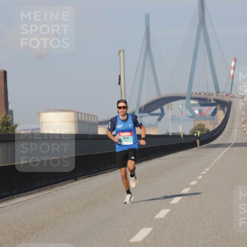 03.10.2025 - Köhlbrandbrückenlauf Jannik Wohlers http://msf.ph/oto/9049161 03.10.2025 09:33:40 Position 3 3247 meine-sportfotos.de
