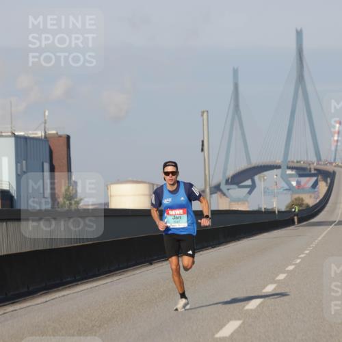 03.10.2025 - Köhlbrandbrückenlauf Jannik Wohlers http://msf.ph/oto/9049303 03.10.2025 09:33:41 Position 3 3247 meine-sportfotos.de